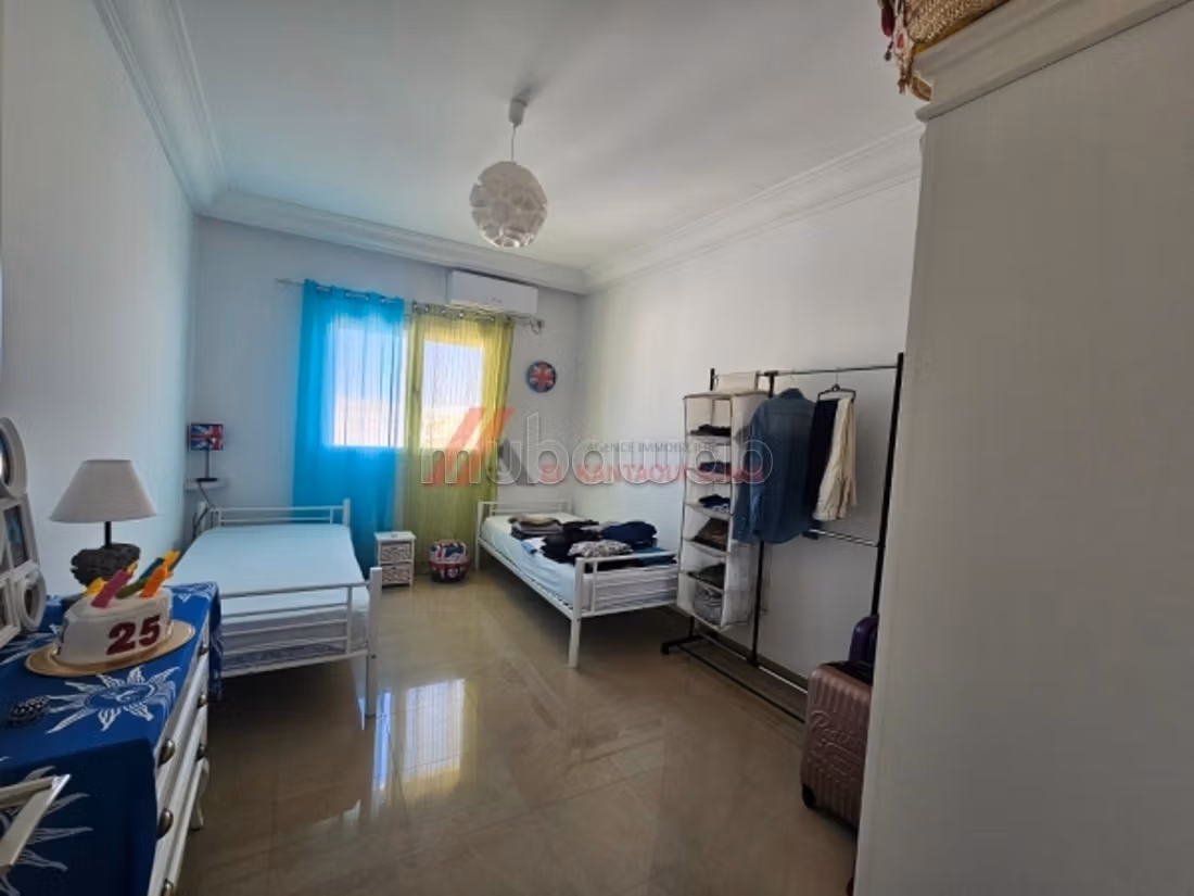 Occasion à ne pas rater A vendre un s2 à tantana