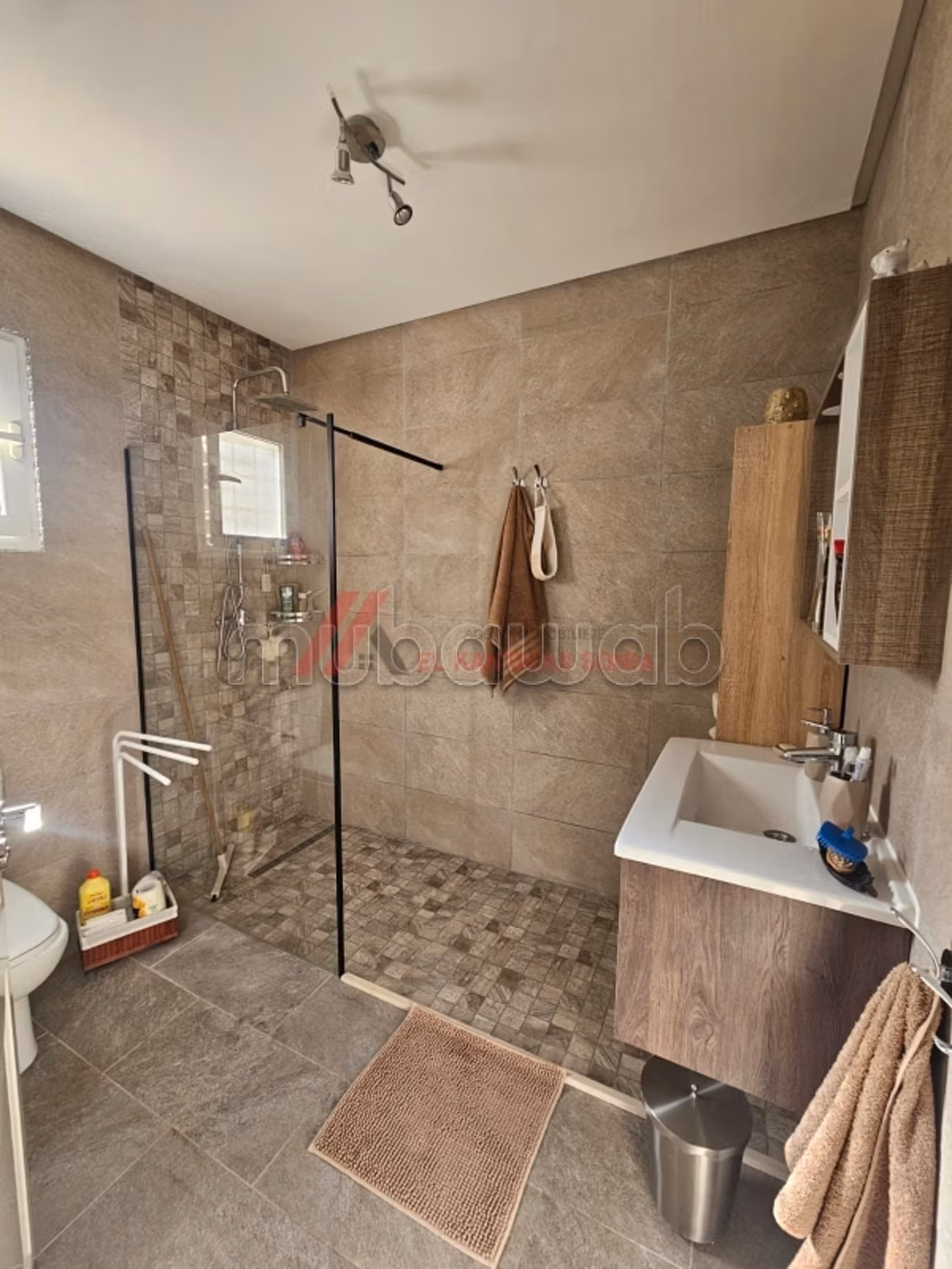 Occasion à ne pas rater A vendre un s2 à tantana