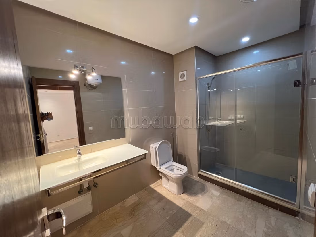 Bel appartement vide à louer à Gueliz — 6