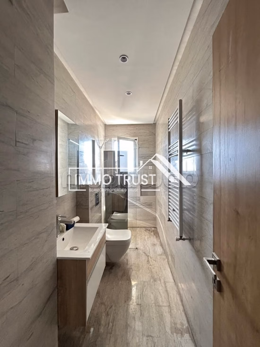 Triplex 2 S5 jamais habité à La Soukra