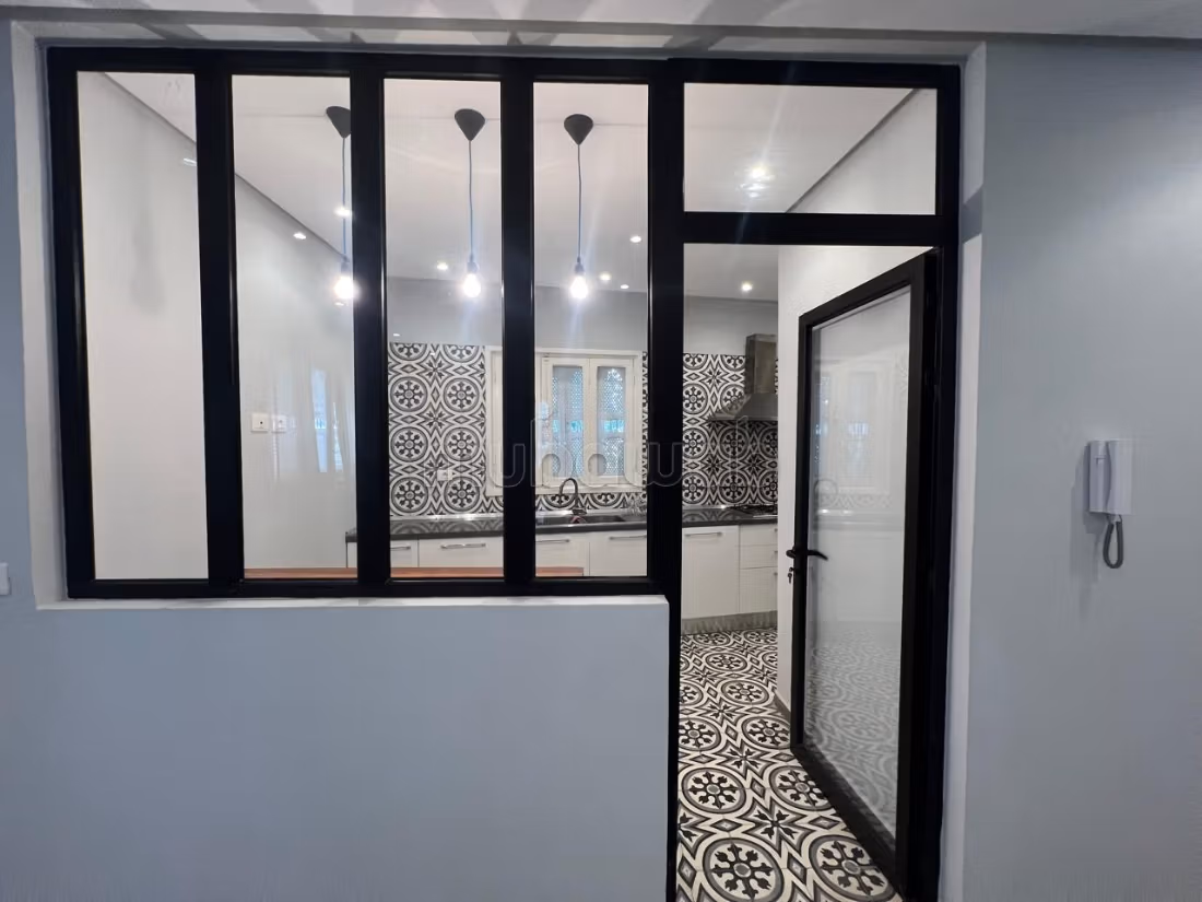 À VENDRE Étage de villa Studio S3, Le Kram