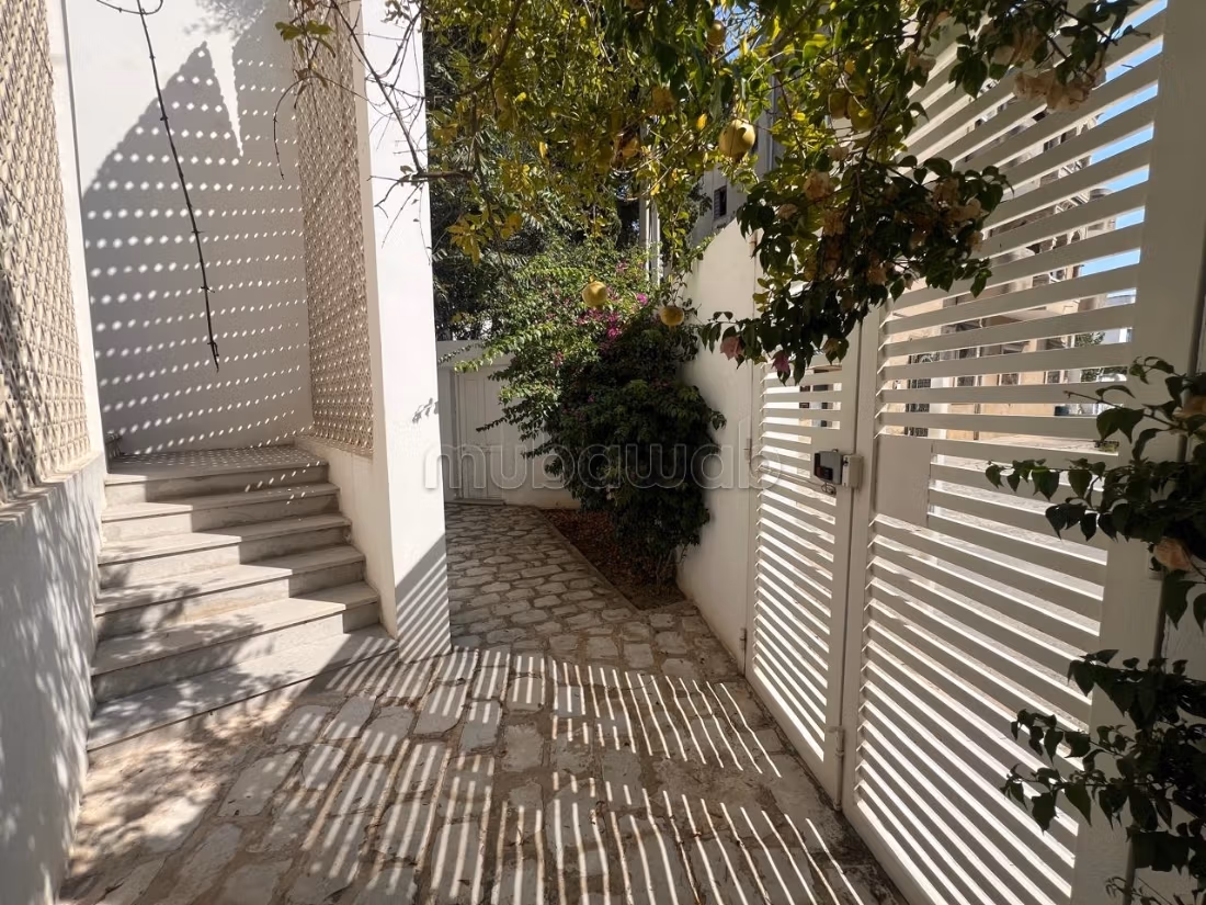 À VENDRE Étage de villa Studio S3, Le Kram