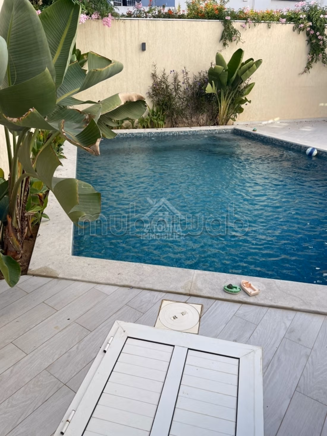 A louer une villa avec piscine à la Marsa
