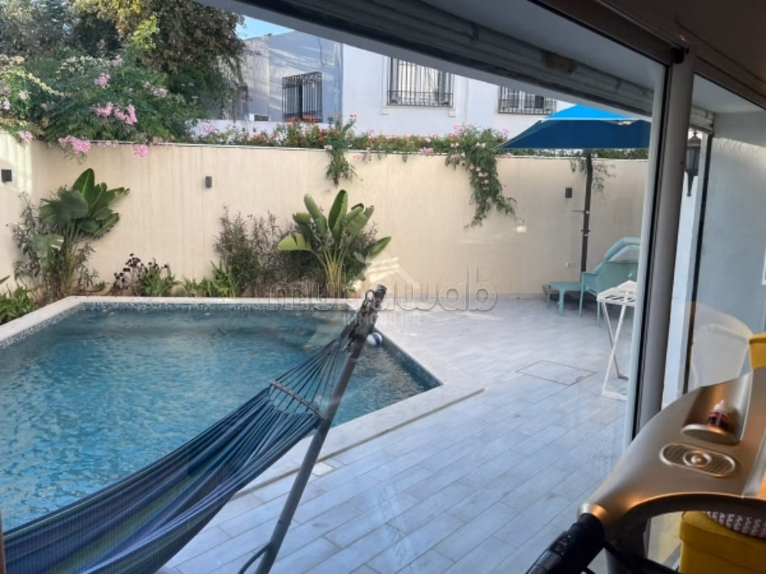 A louer une villa avec piscine à la Marsa
