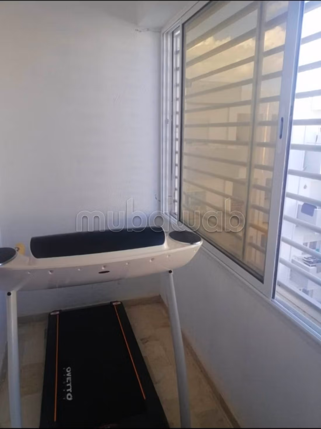 Vend appartement à Nouvelle Medina. Surface totale 124 m². Antenne parabolique, résidence sécurisée.