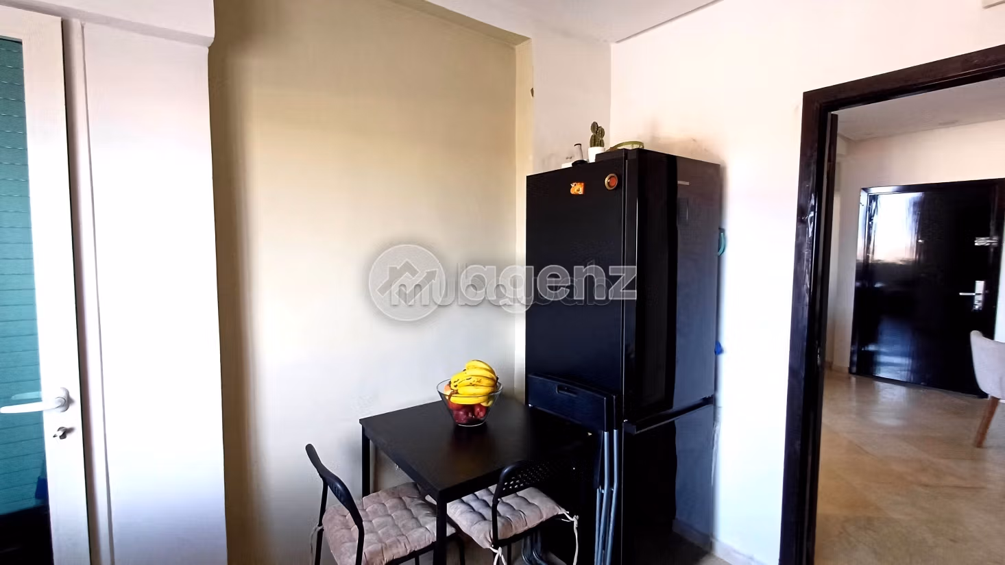 Bonito piso en venta. Superficie de 82 m². Con garaje y ascensor. 