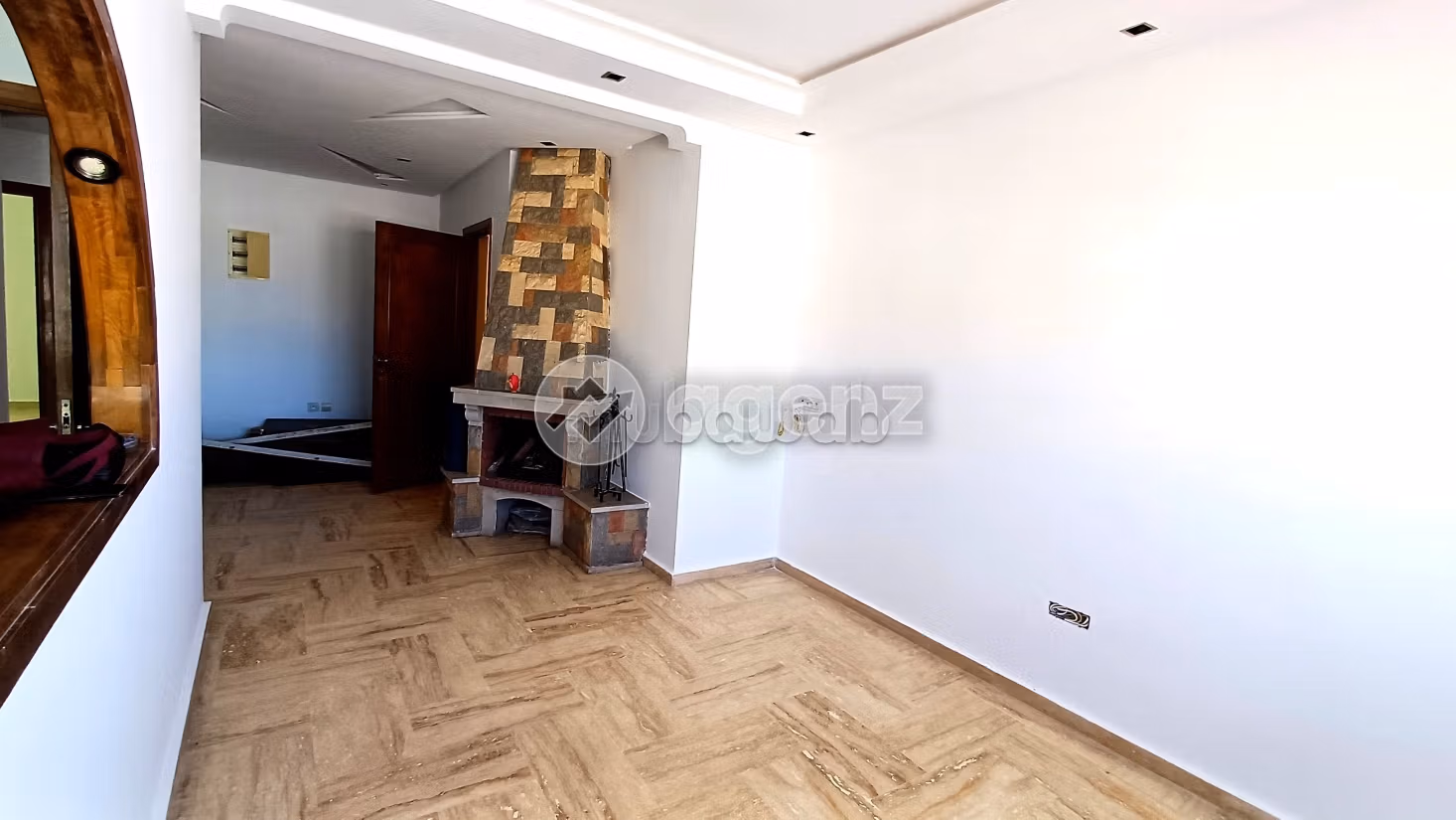 Appartamento da acquistare. 2 camere. Ascensore e garage. 