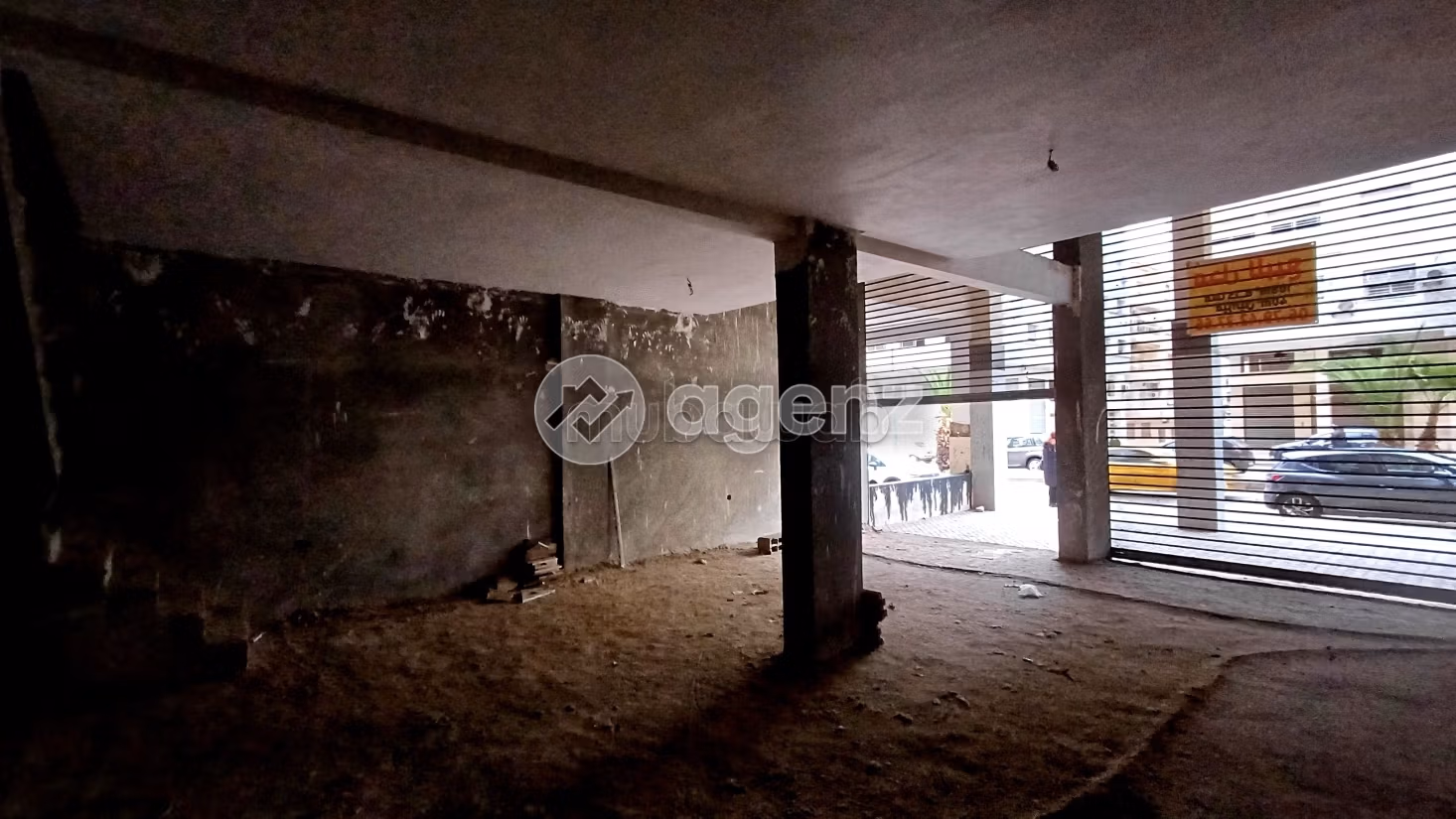 Commerce à vendre 148 m² Route immouzer Fès
