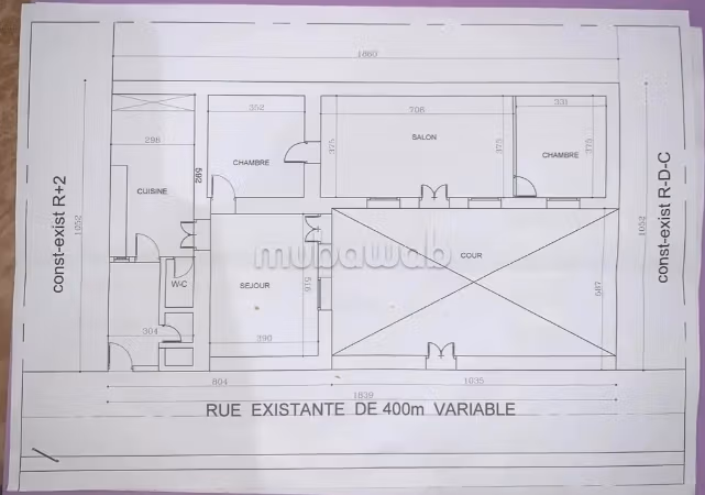 Acquista la tua casa. Superficie di 195 m². Giardino