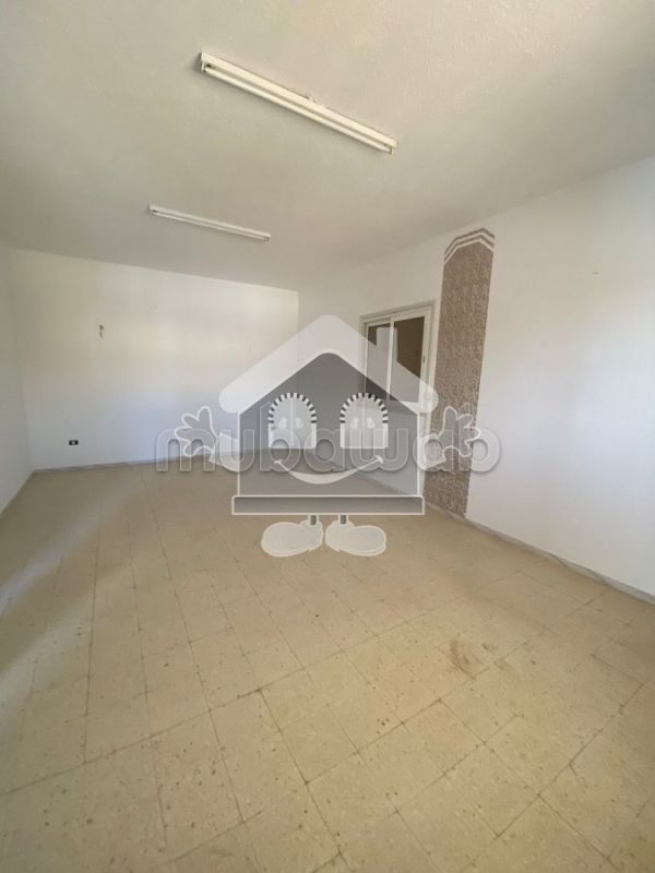 Appartamento in affitto. Superficie totale 130 m². Grande terrazzo. 