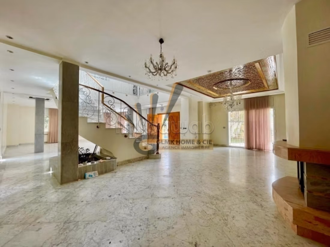 Villa à louer à Gammarth