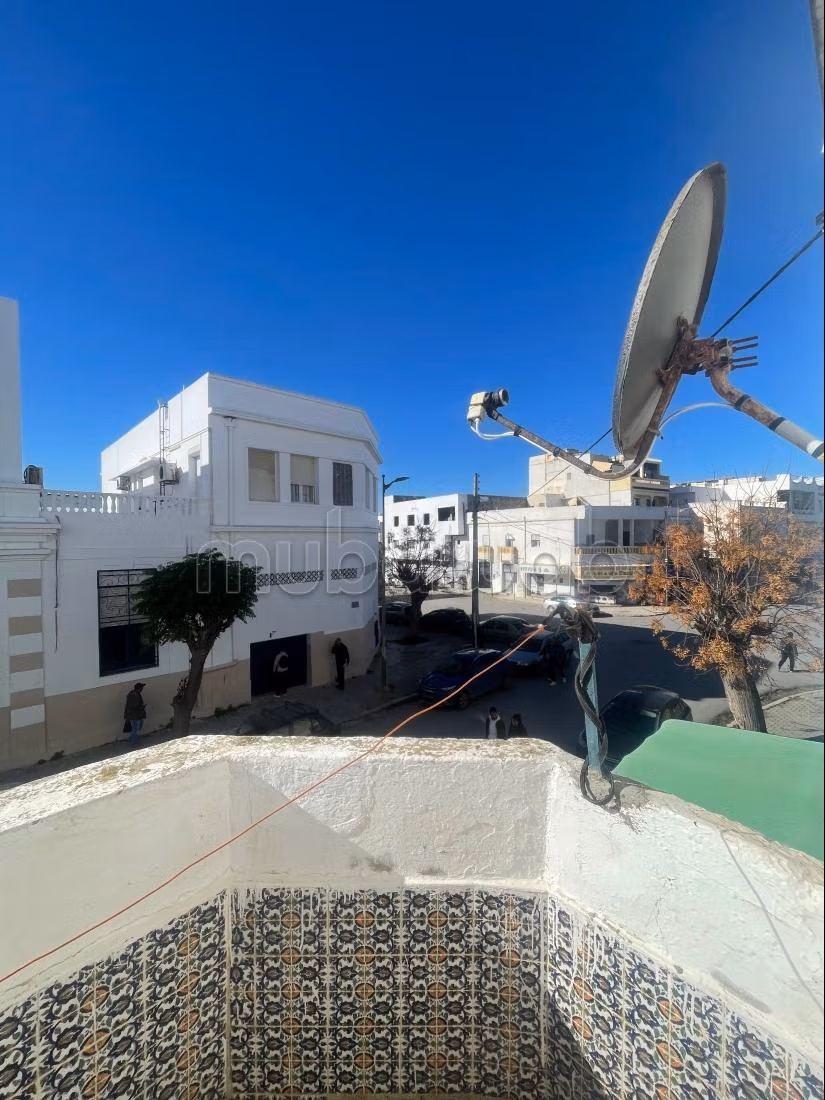 Splendida casa in vendita a La Goulette. Superficie totale 173 m². Parabola. 