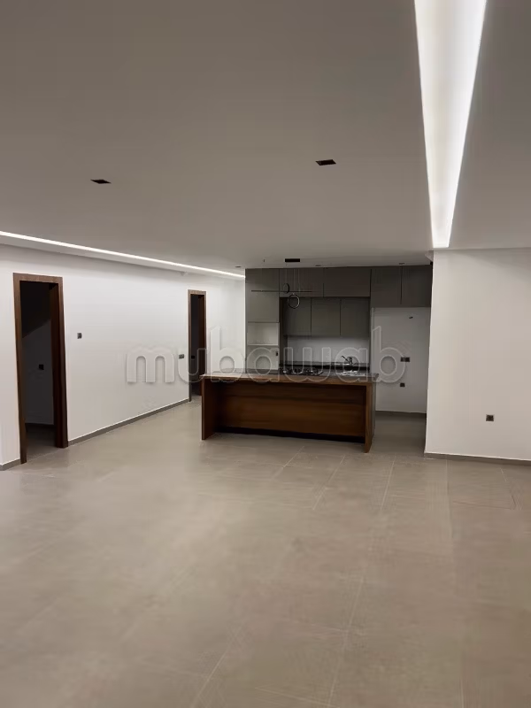 suntuosa casa en venta en Route de Ouarzazate. 9 habitaciones grandes. Amueblado. 