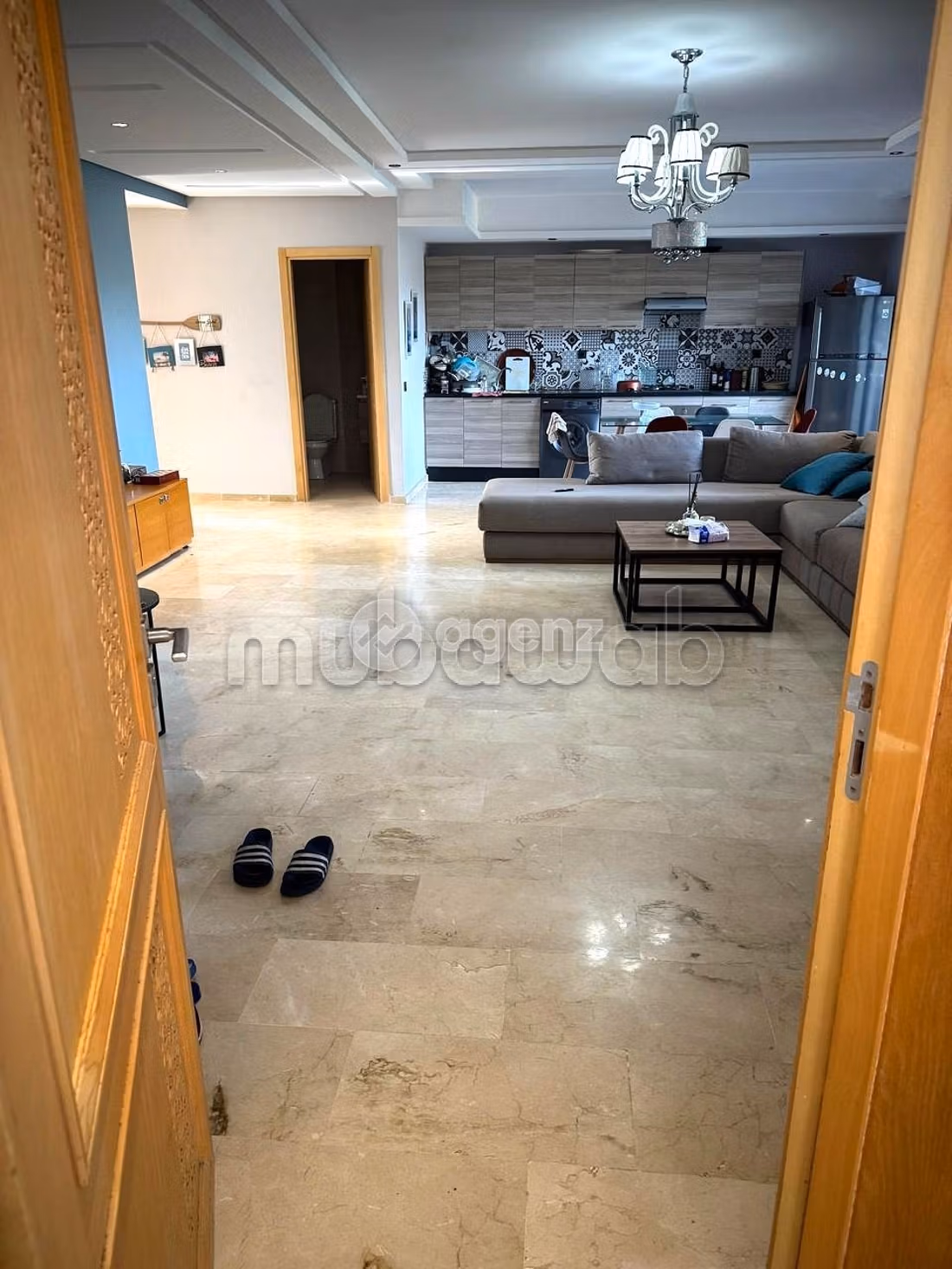 Magnífico piso en venta. Área total 134 m². Cocina equipada. 