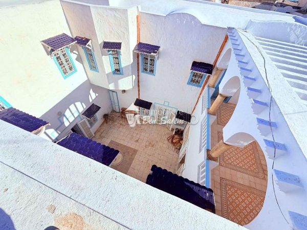 Bellissima casa in vendita a Nabeul. 4 camere da letto. 