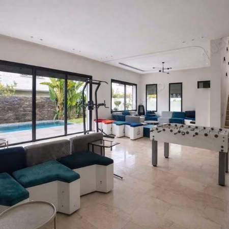 Villa à Louer de 375.0 m² à Casablanca, Californie
