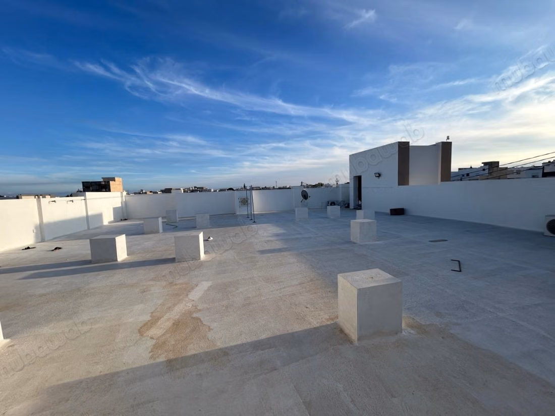 Villa S4 avec Piscine Couverte à Kélibia