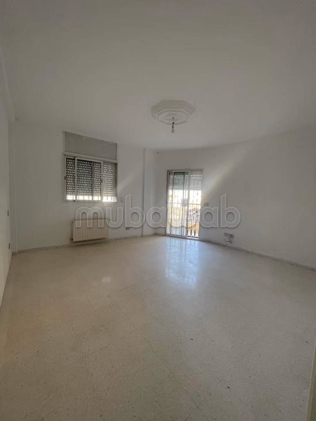 Vendita di uno splendido appartamento. 5 camere da letto. 