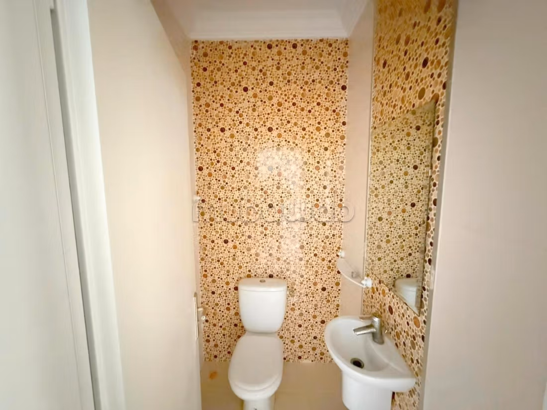 Appartement a vendre s3 a ain zaghouan nord