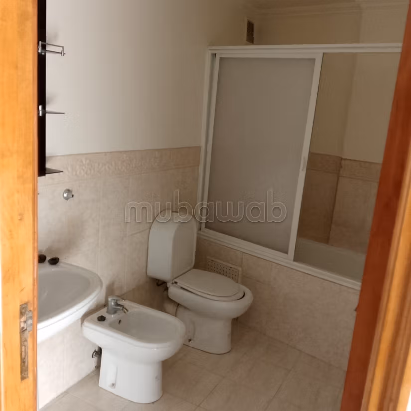 Appartement deux façades près Movenpick