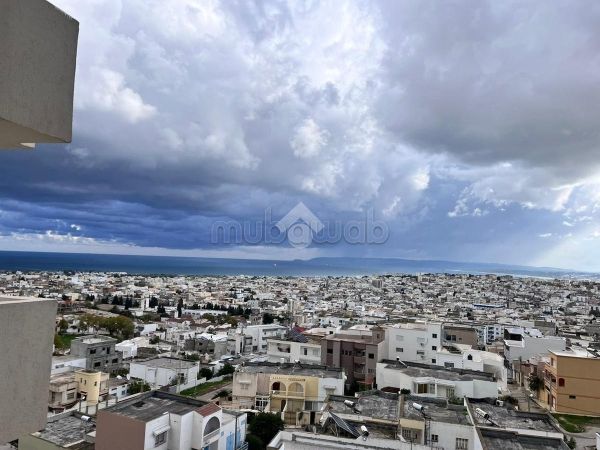 Apartment to purchase. Small area 130 m². 