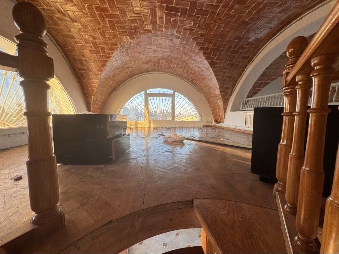 شقة رائعة للايجار ب سكرة. 2 غرف جميلة. باب متين،إقامة مؤمنة