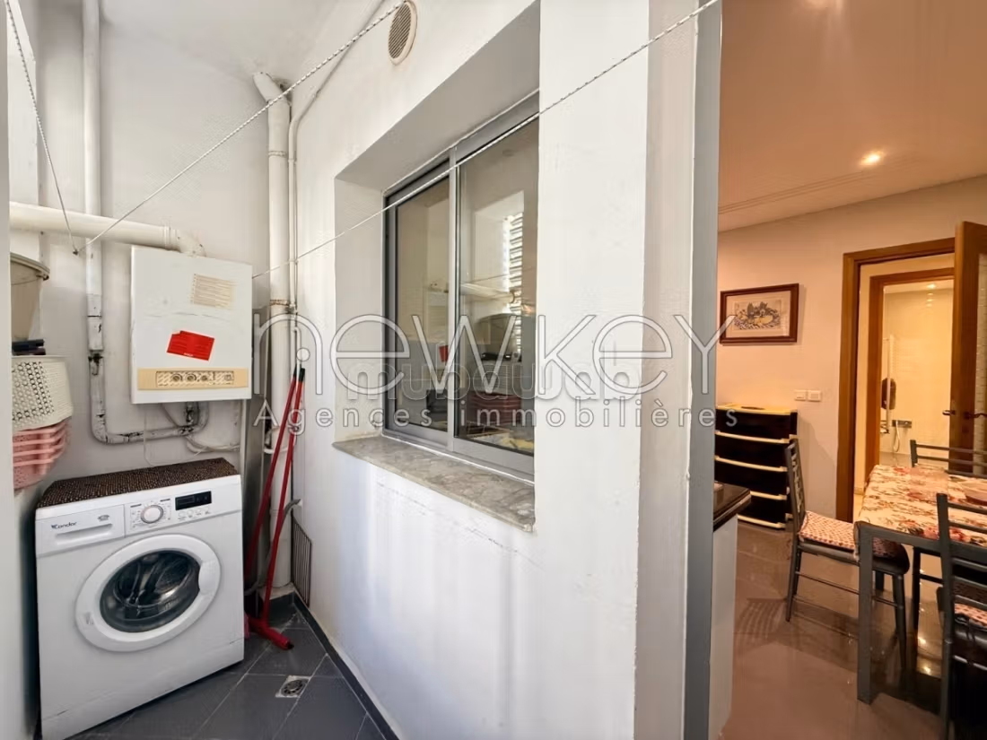 Sale of a lovely apartment in Les Berges Du Lac 2. 3 lovely rooms. Storage unit. 