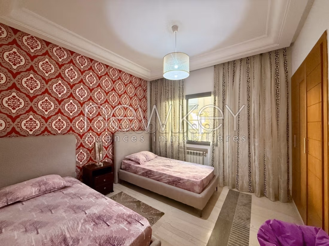 Sale of a lovely apartment in Les Berges Du Lac 2. 3 lovely rooms. Storage unit. 