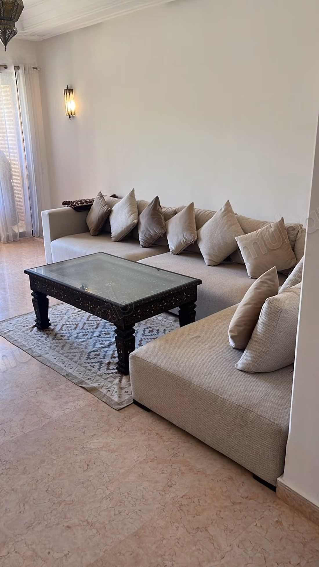 Affitto di uno splendido appartamento a Agdal. 2 camere. arredato. 