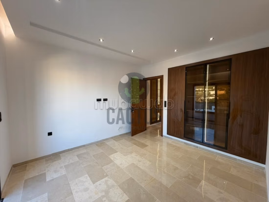 À vendre: Villa avec piscine à Hammamet zone Craxi