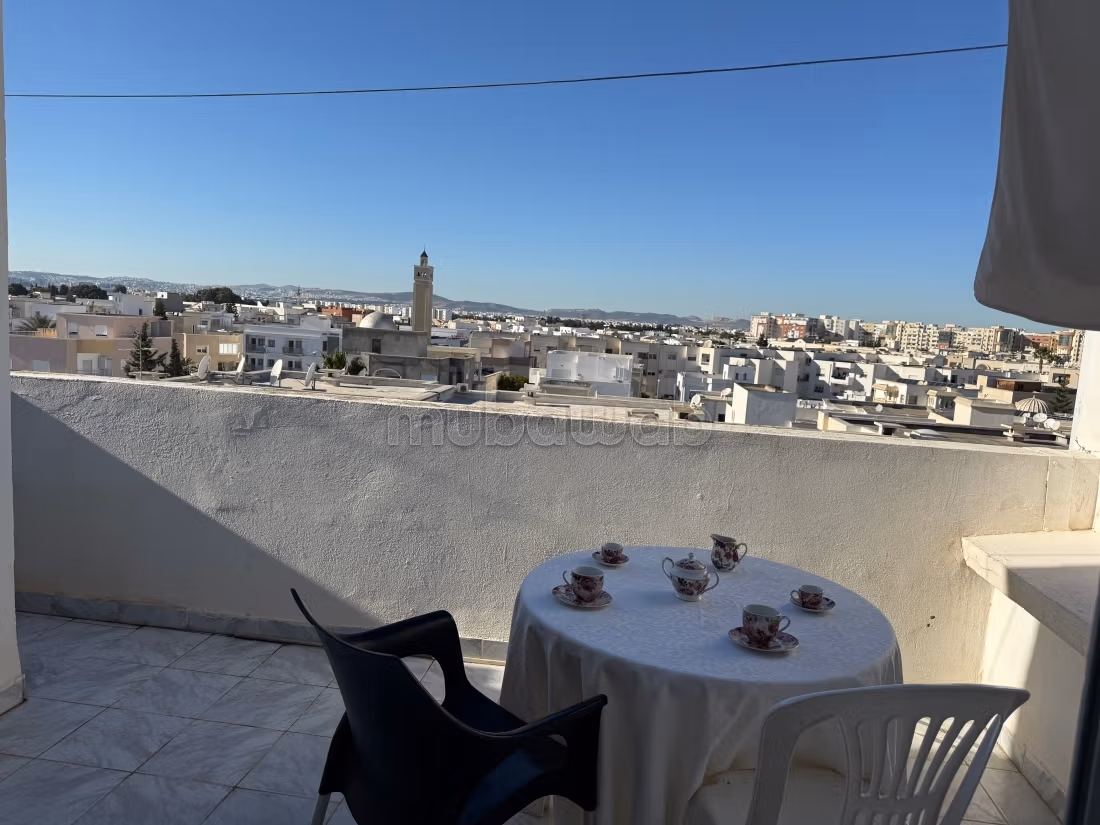 Élégant Appartement à Jardins de l’Aouina