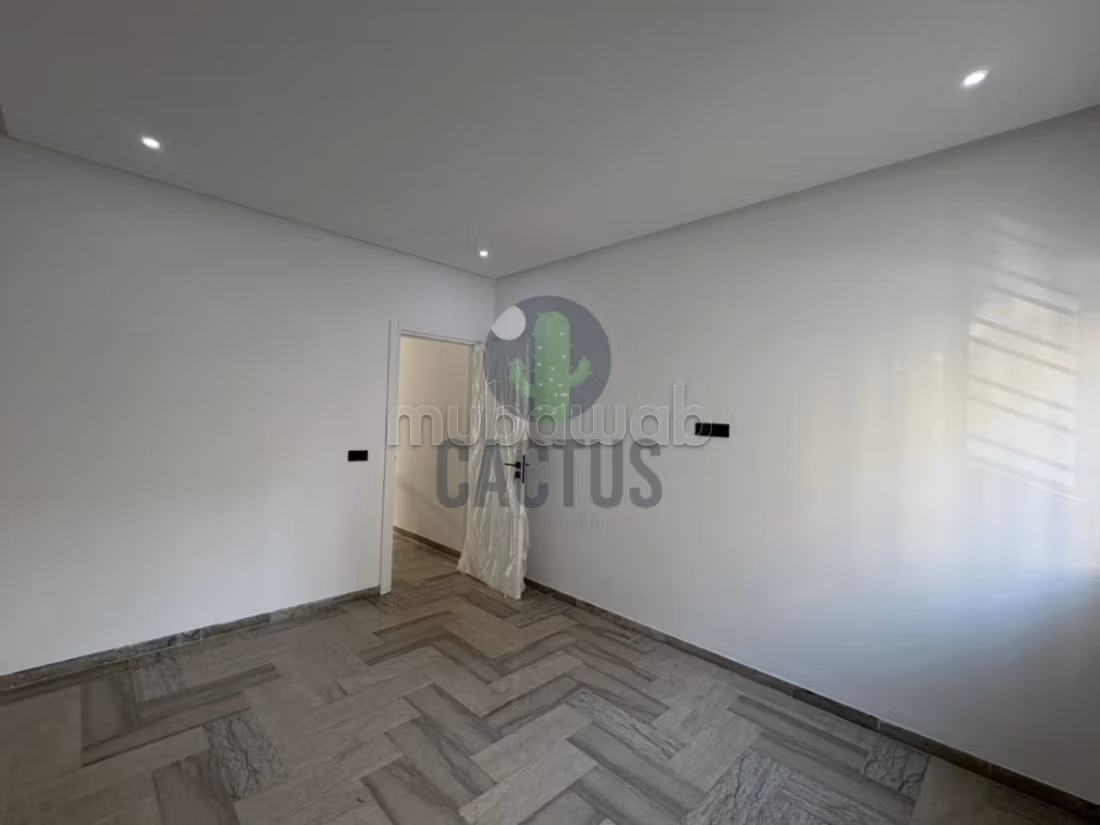 À vendre Villa avec piscine à Béni Khiar Plage