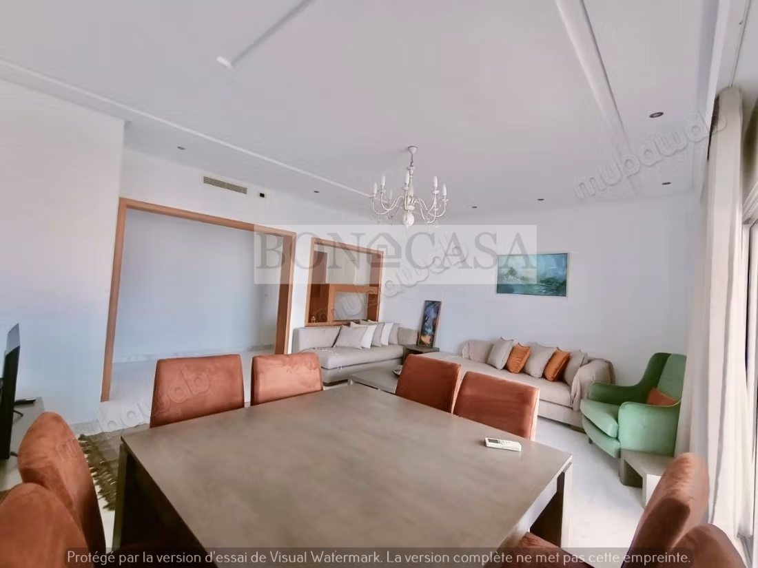 Empty apartment for rent with a view of the forest & lake in the Gardens of Carthage