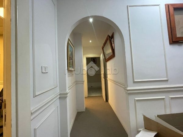 Rent this apartment in La Fayette. Area of 125 m². Fitted kitchen. 