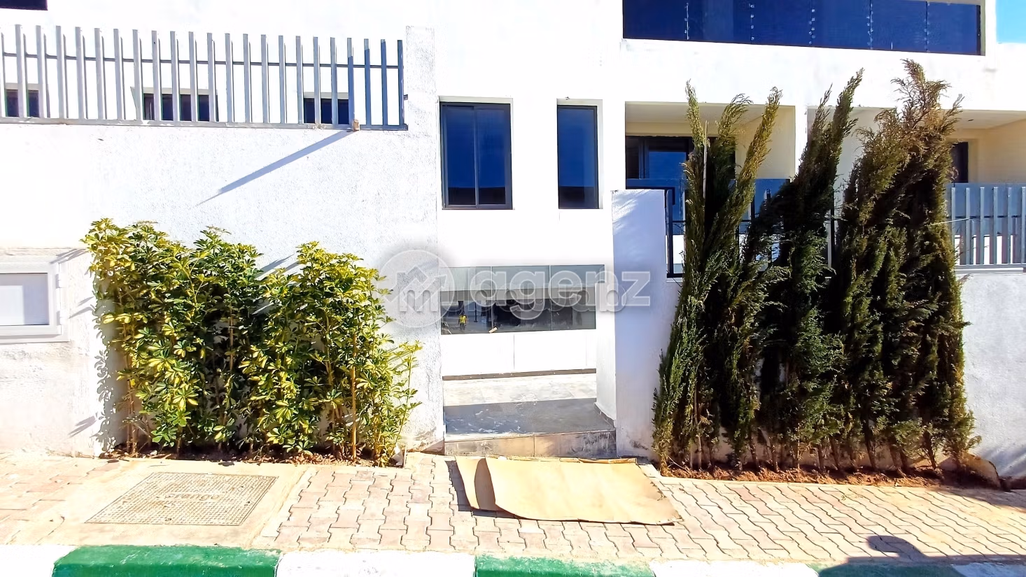 Oficinas en alquiler en Ville Verte. Area 94 m². Con ascensor. 