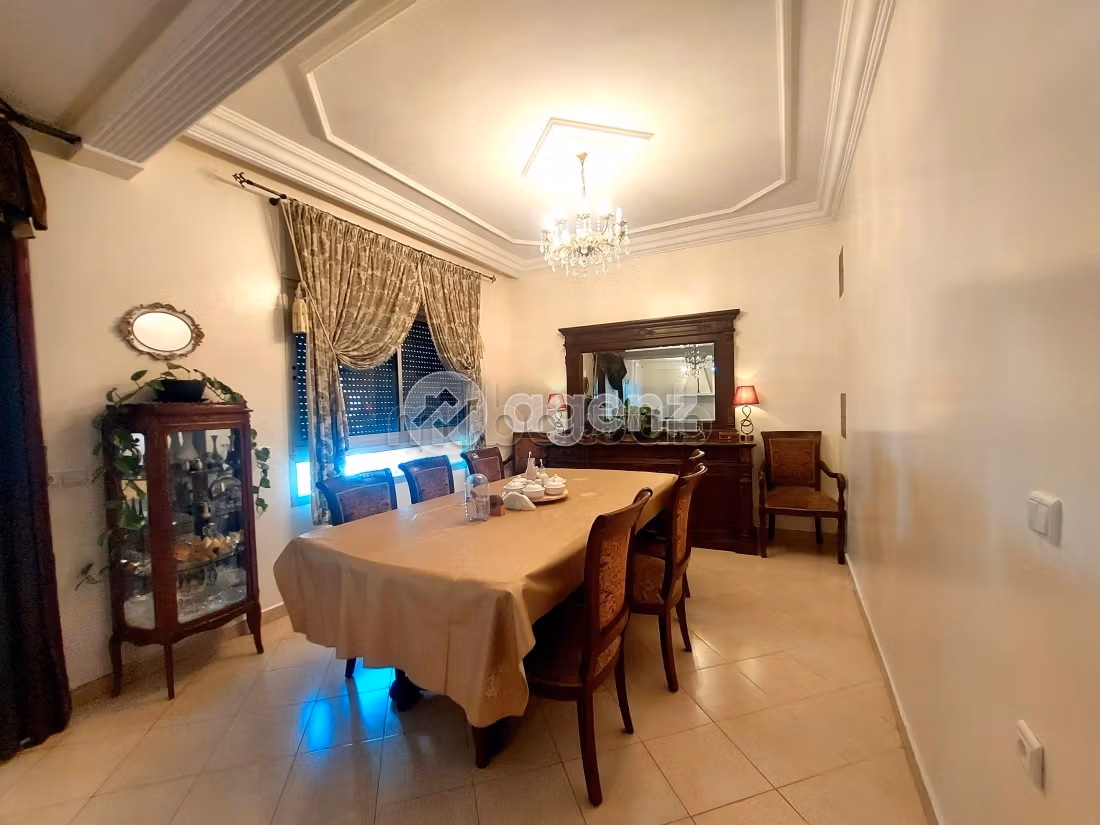Villa à vendre 220 m², 5 chambres Nassim II Casablanca