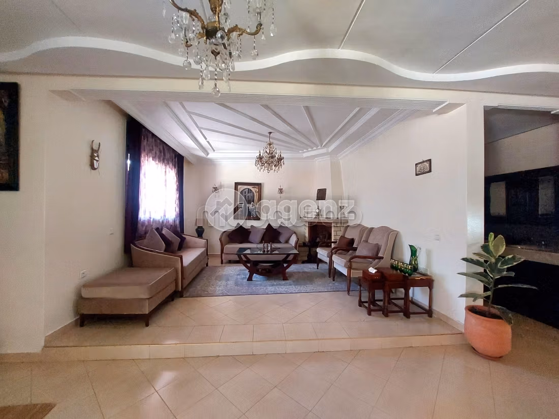 Villa à vendre 220 m², 5 chambres Nassim II Casablanca