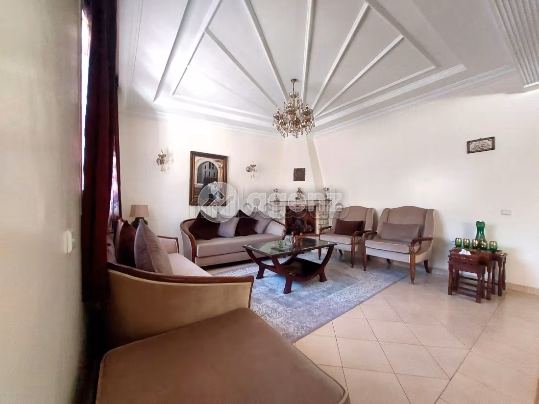 Villa à vendre 220 m², 5 chambres Nassim II Casablanca