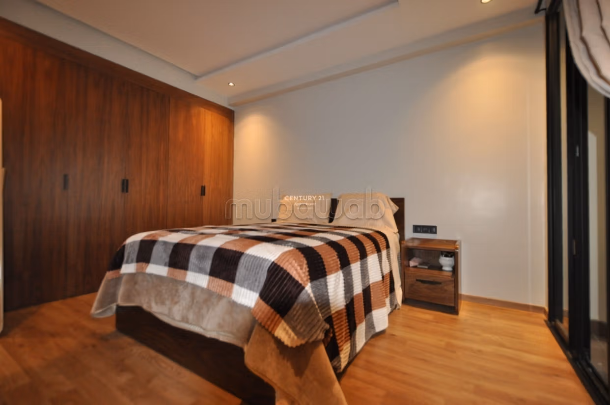 Magnifique Studio meublé à louer — 2