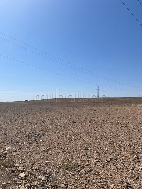 Bonito terreno en venta. Pequeña superficie 12391 m². 