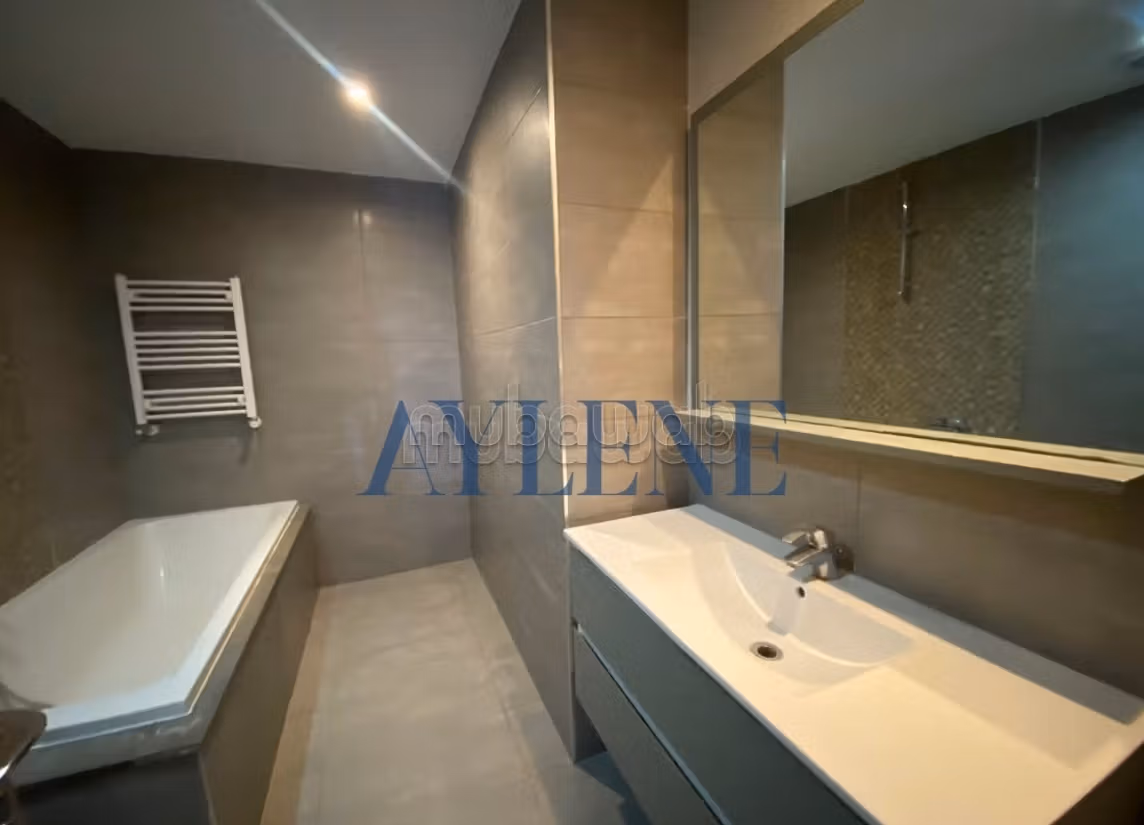 Duplex S4 avec Jardin aux Jardins de Carthage