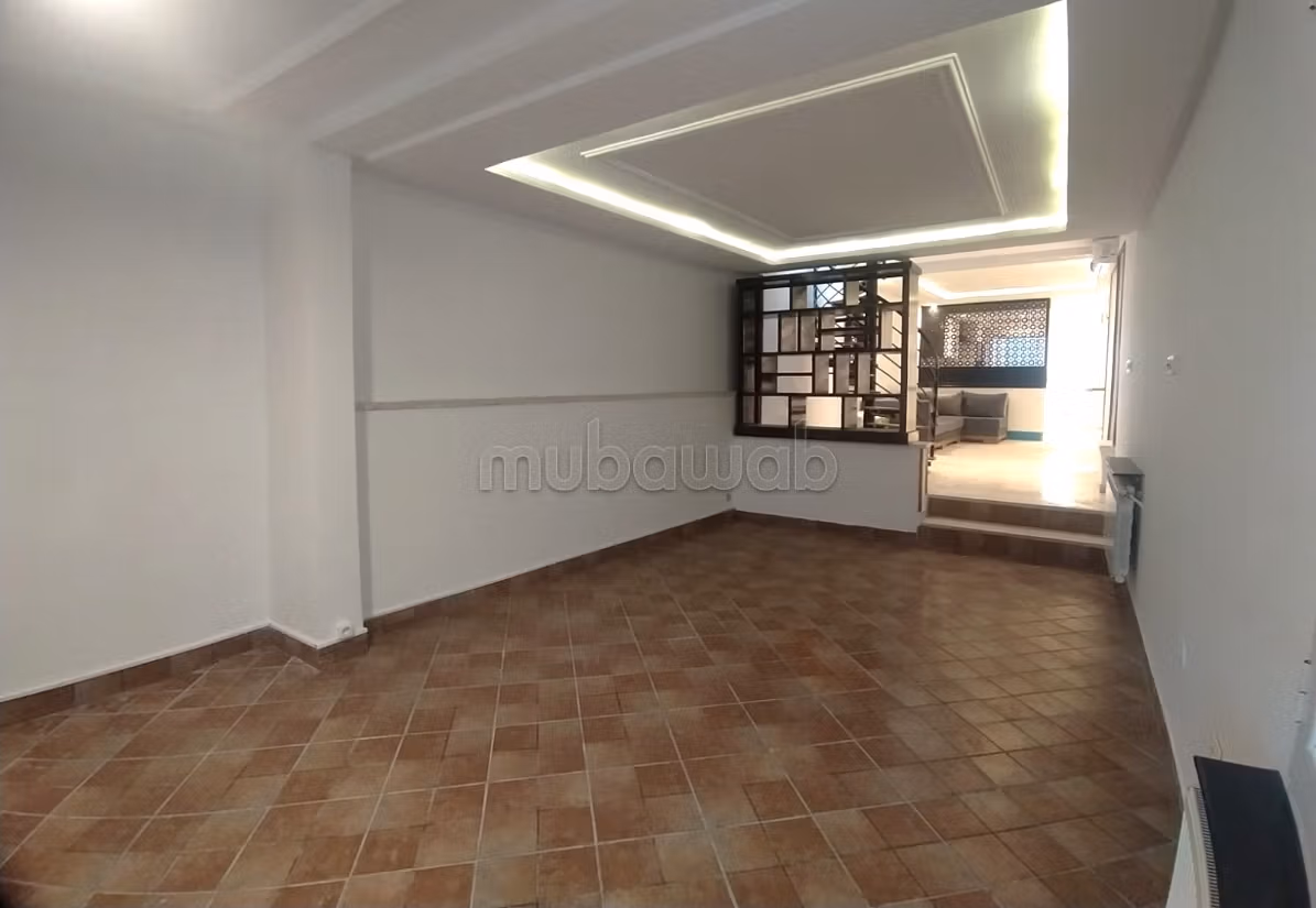 Un duplex S3 à louer à Amilcar