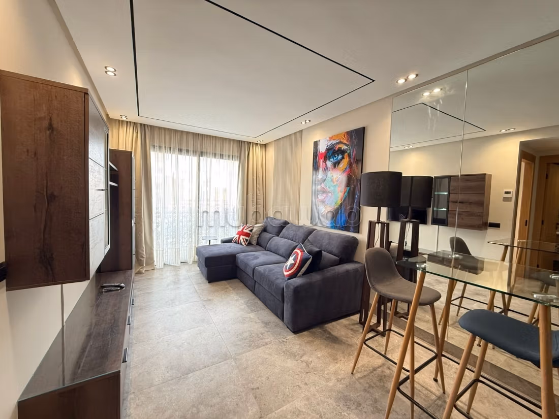 Cosy studio neuf meublé à louer – Proche CFC