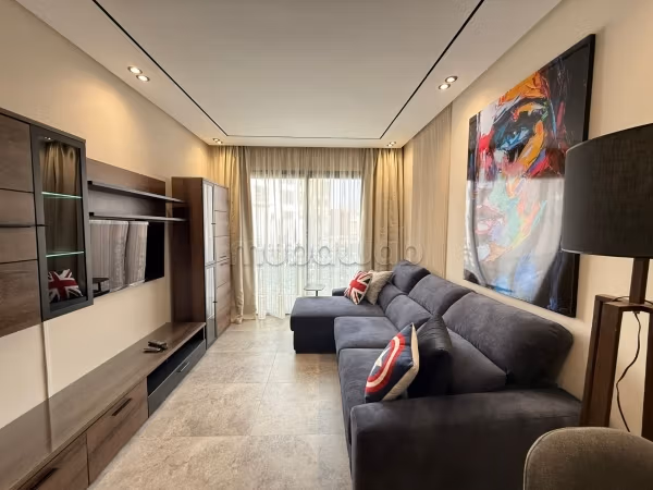 Very nice apartment for rent in Casablanca Finance City. 1 lovely room. Well furnished. 