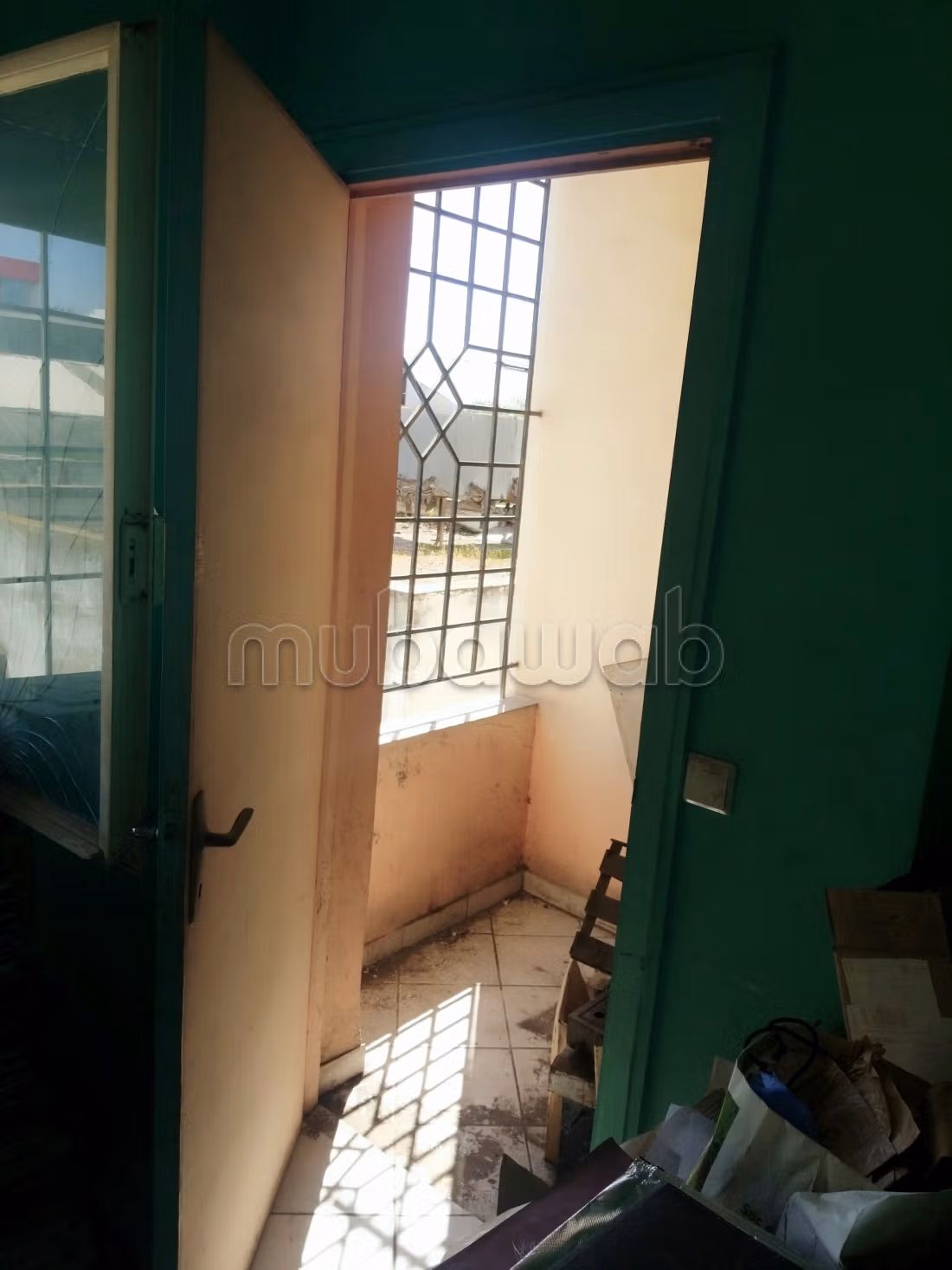 Office title 55 m2, 1st floor, very well located at