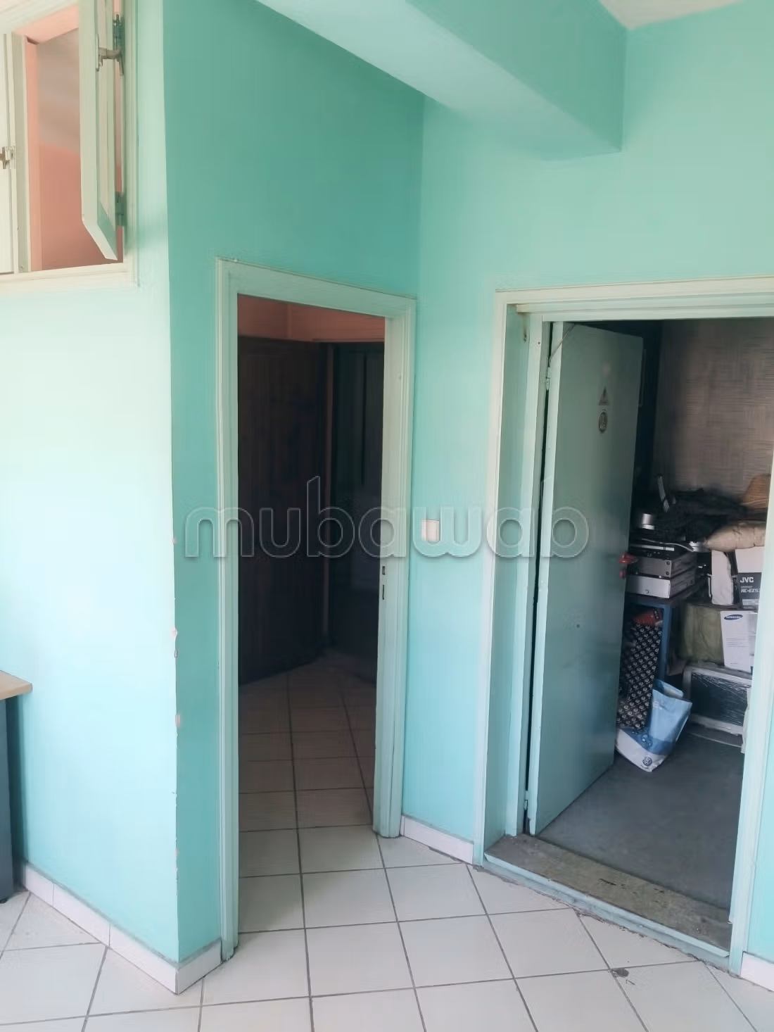 Office title 55 m2, 1st floor, very well located at