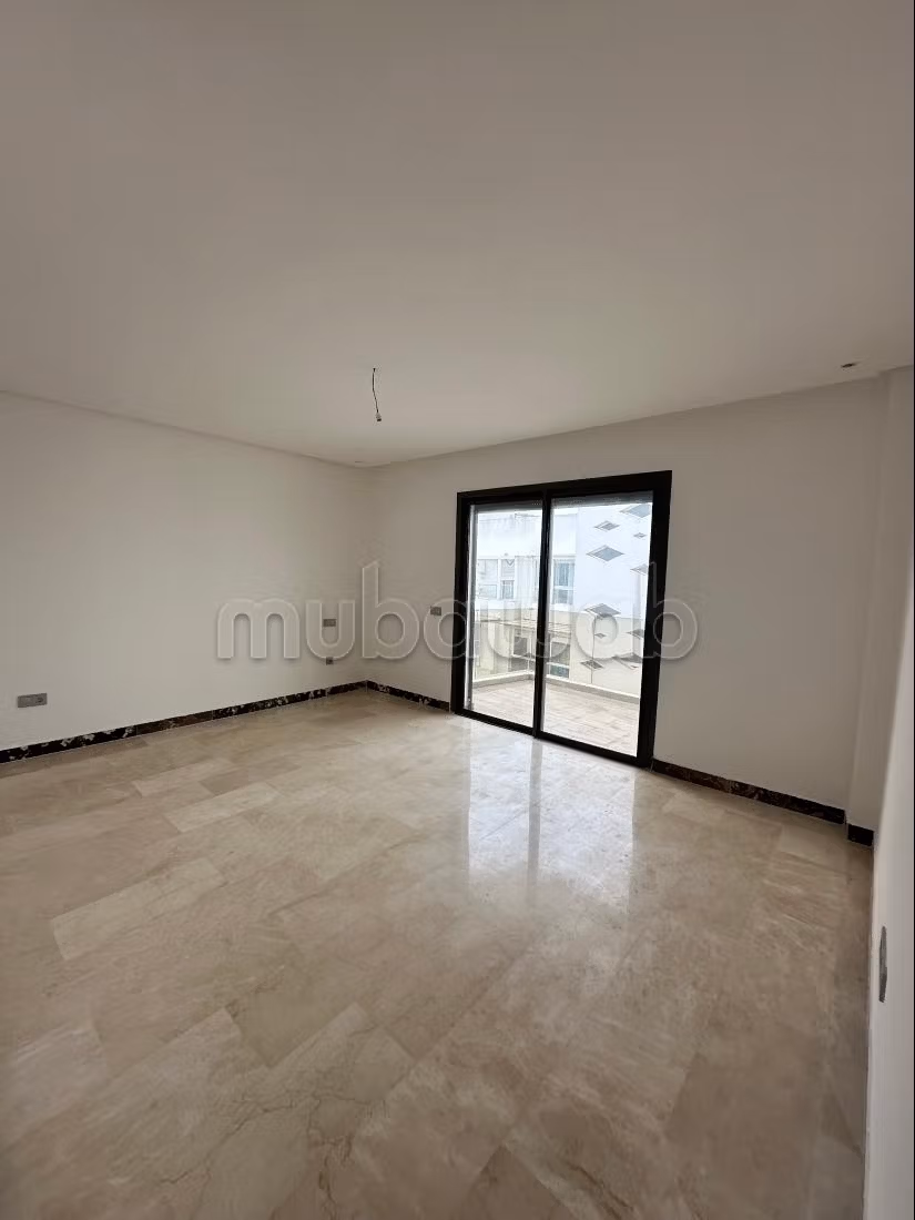 For rent 143 m2, swimming pool, 100 m from Mannessm beach