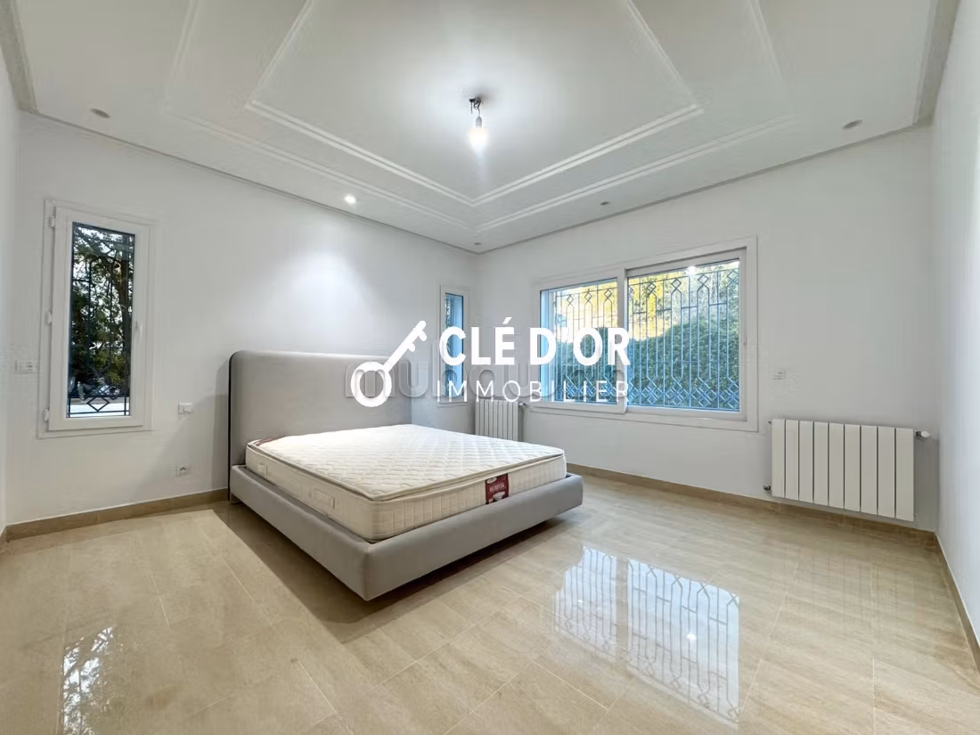 Villa semis meublé ou vide a louer à Gammarth