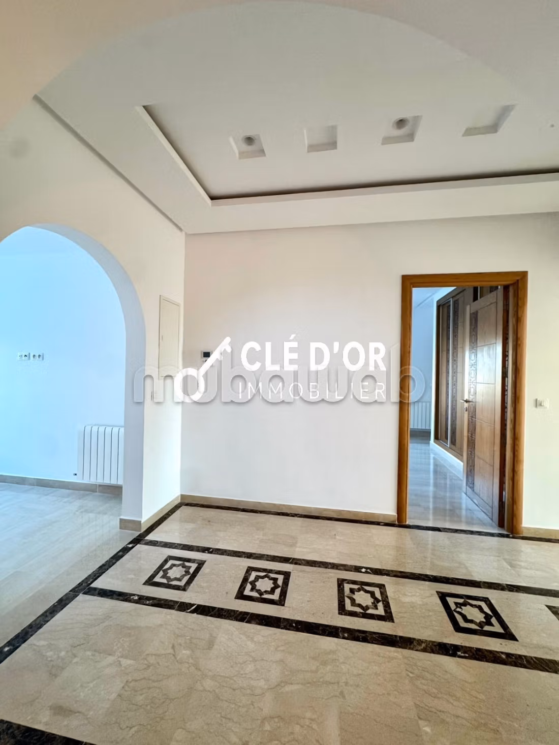 Villa semis meublé ou vide a louer à Gammarth