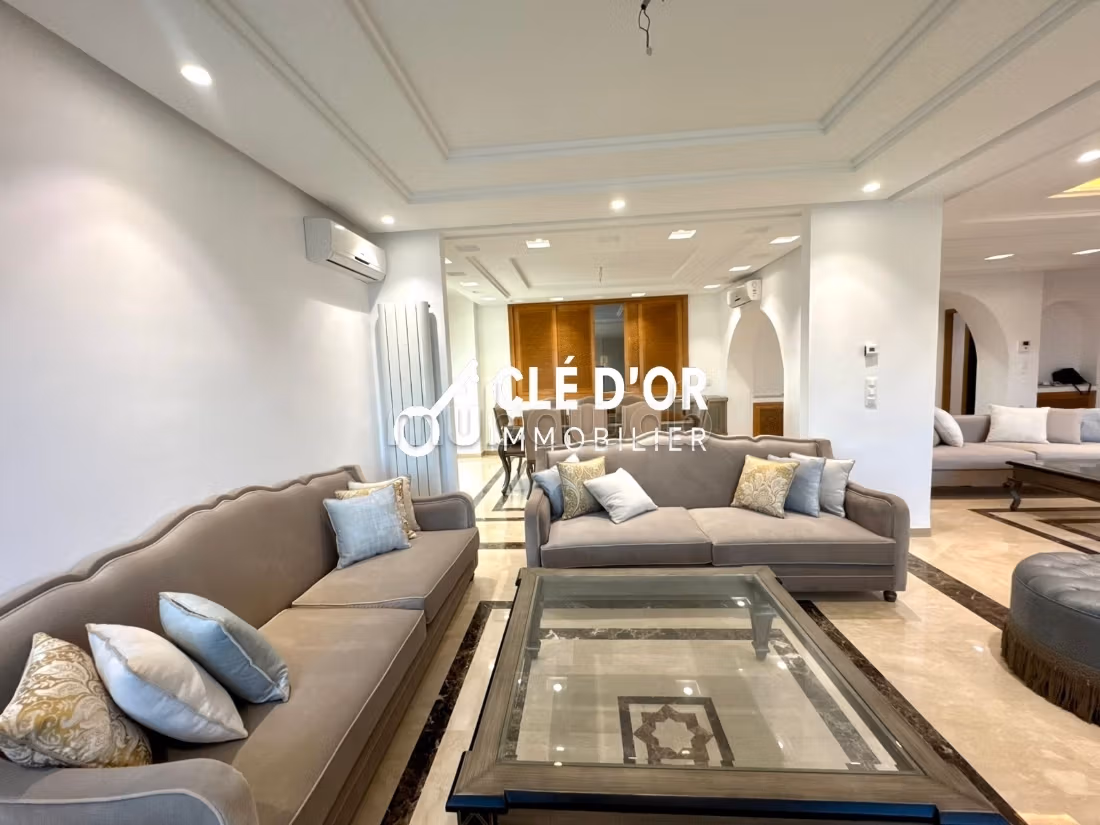 Villa semis meublé ou vide a louer à Gammarth